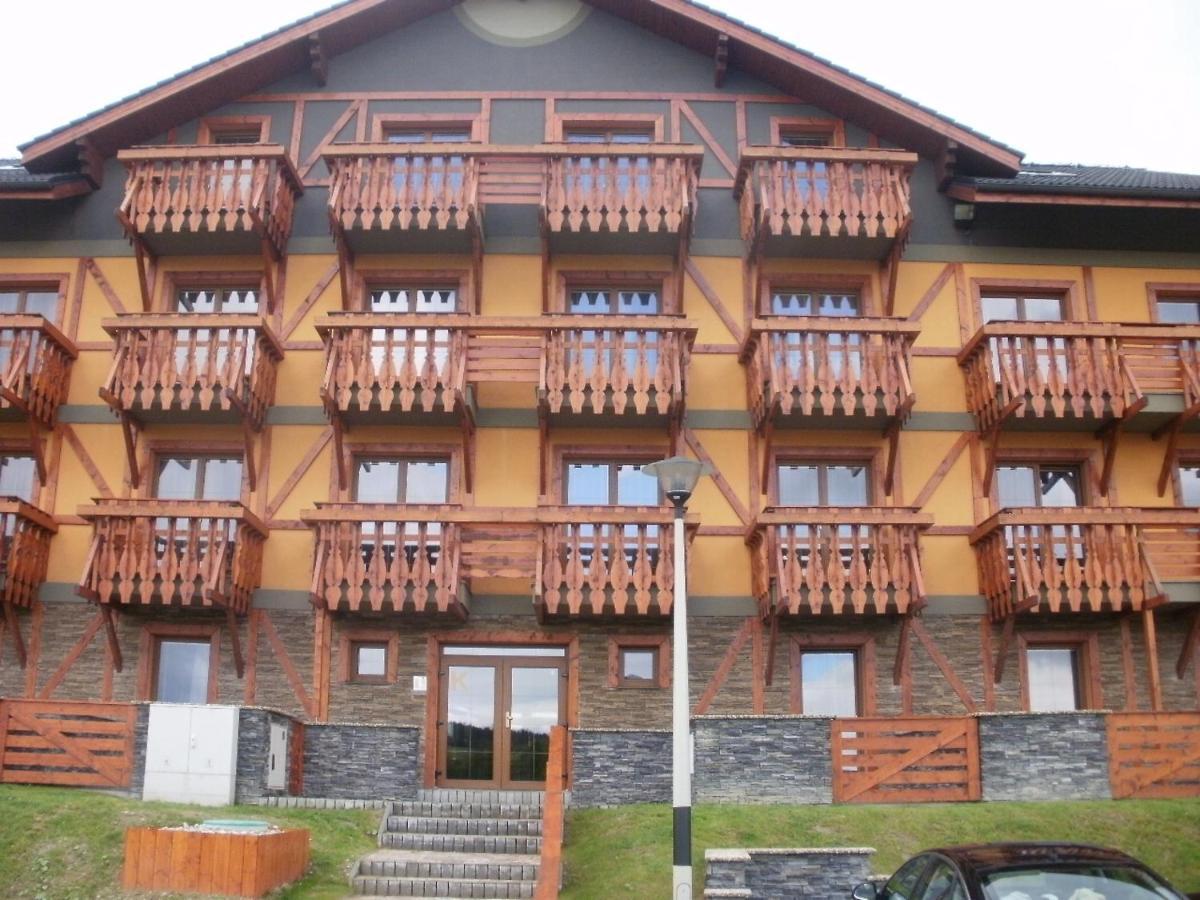 ולקה לומניקה Tatra Resort Apartman מראה חיצוני תמונה
